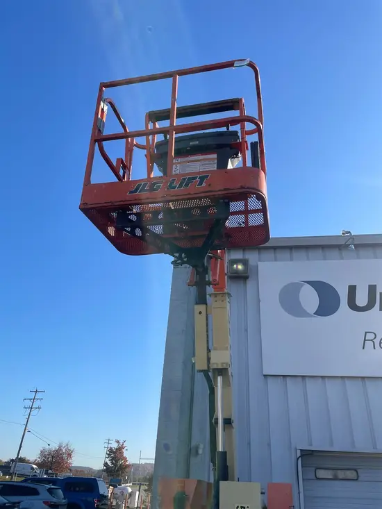 2017 JLG E300AJP Articulating Boom Lift