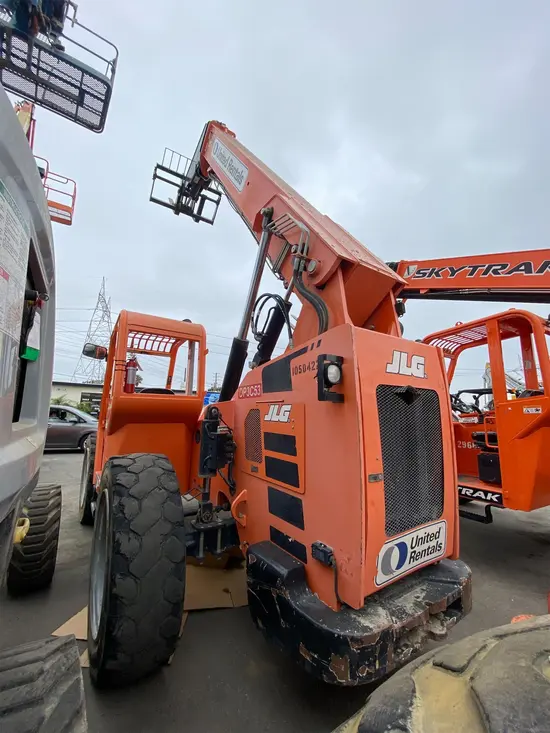 2016 SKYTRAK 6042 Forklift