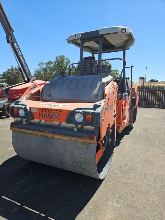 2019 Hamm HD+90iVV Double Drum Roller