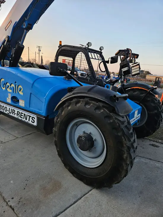 2015 Genie GTH-844 Forklift