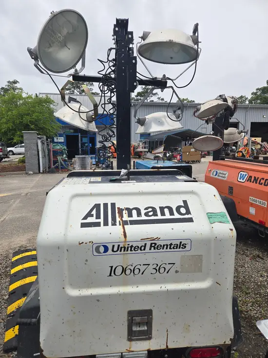 2017 Allmand NIGHT-LITE PRO Portable Light Tower