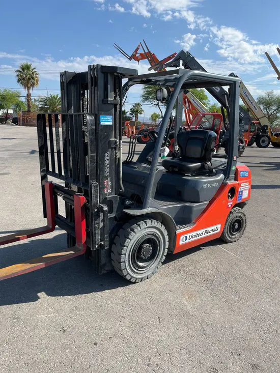 2018 Toyota 8FGU25 Warehouse Forklift