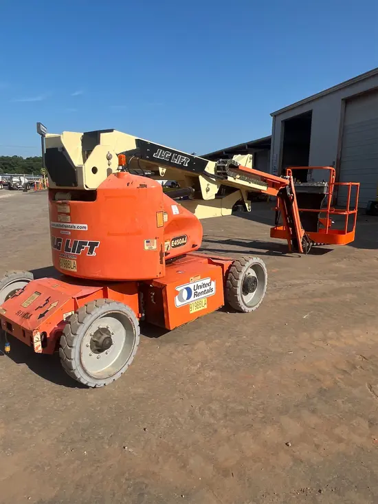2014 JLG E450AJ Articulating Boom Lift