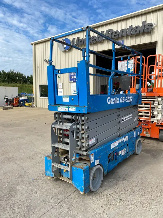 2018 Genie GS-3232 Scissor Lift