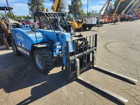 2018 Genie GTH-5519 Forklift