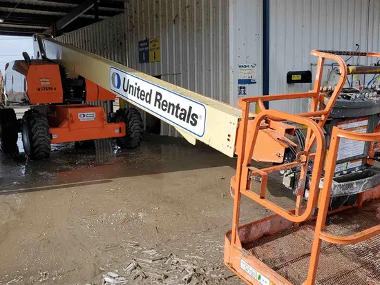 2017 JLG 800S Boom Lift