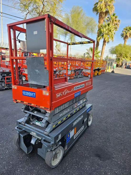 2015 Skyjack SJIII3219 Scissor Lift
