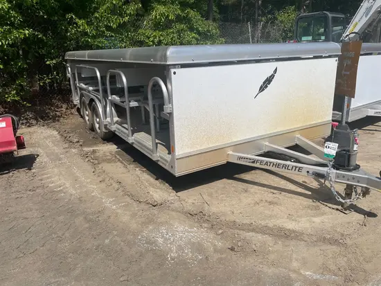 2022 Featherlite 3115-0017 Trailer