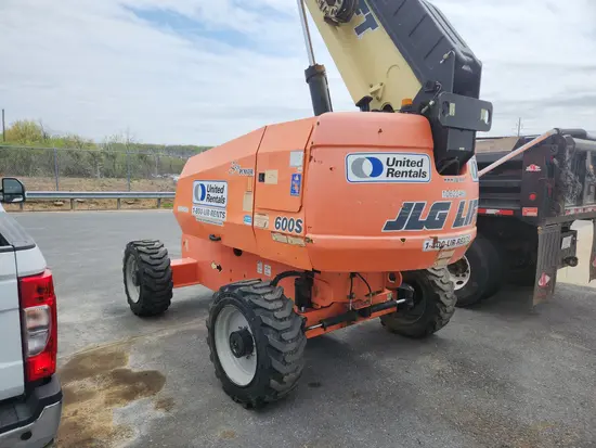 2017 JLG 600S Boom Lift