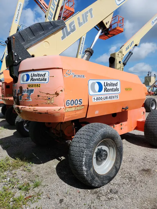 2017 JLG 600S Boom Lift