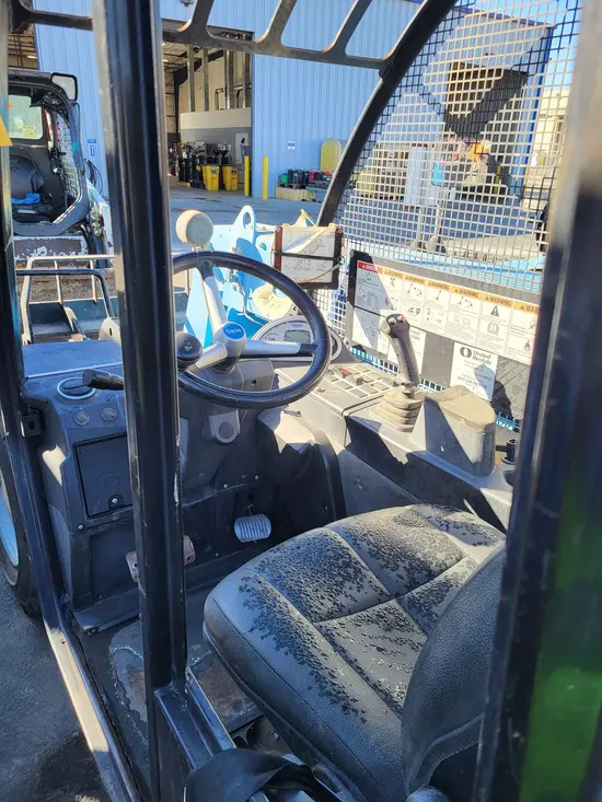 2017 Genie GTH-5519 Forklift