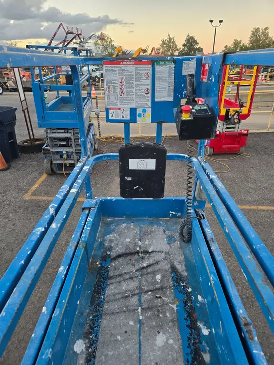 2016 Genie GS-1930 Scissor Lift