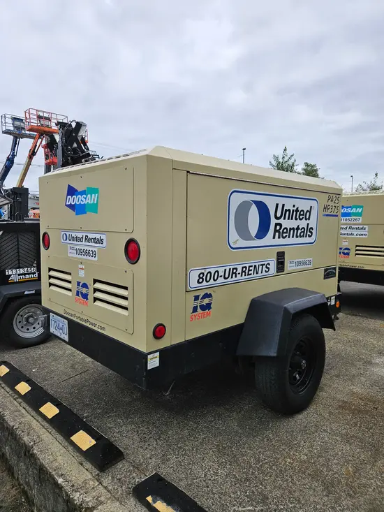2019 Doosan P425/HP375EXT4I Air Compressor