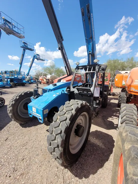 2015 Genie GTH-844 Forklift