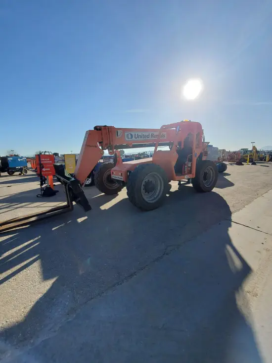 2015 SKYTRAK 6042 Forklift