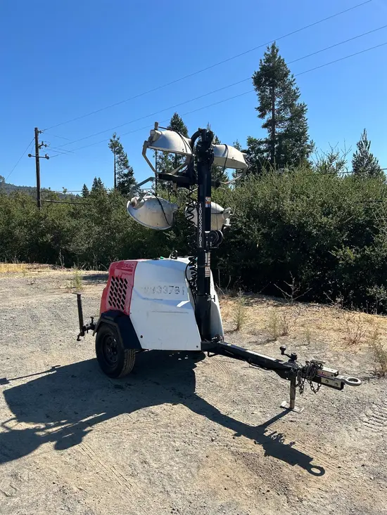 2017 Magnum Pro MLT6SM Portable Light Tower