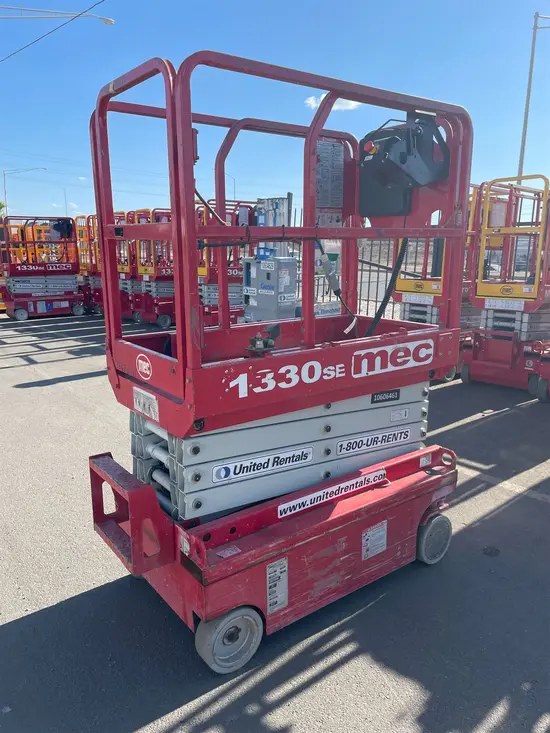 2017 MEC 1330SE Scissor Lift