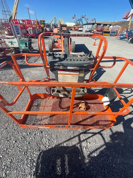 2013 JLG M600JP Boom Lift