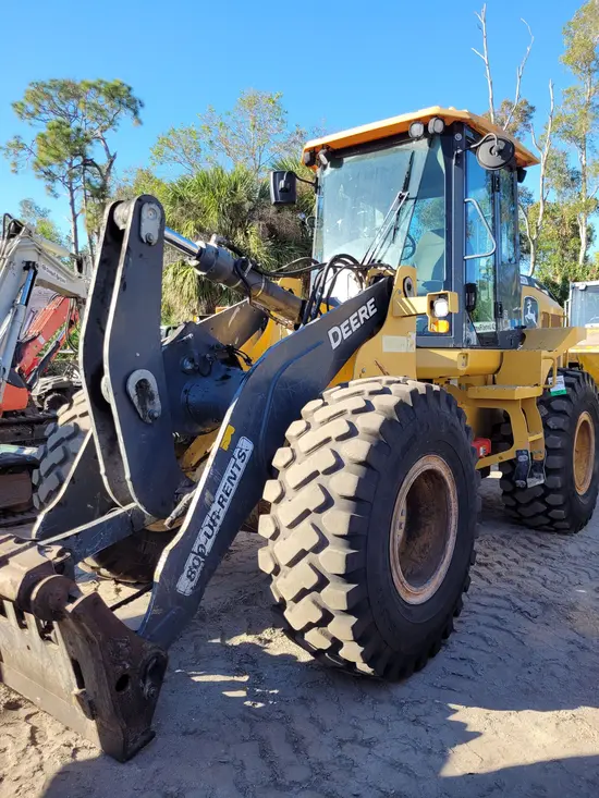 2019 John Deere 544L Wheel Loader