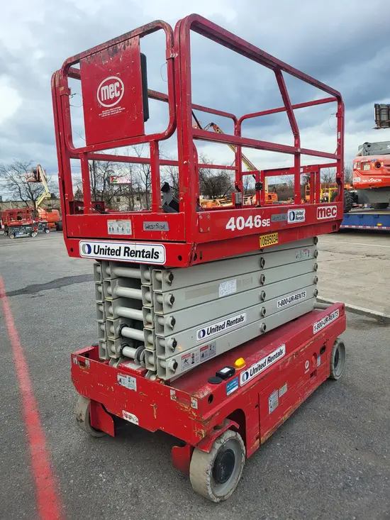 2017 MEC 4046SE Scissor Lift