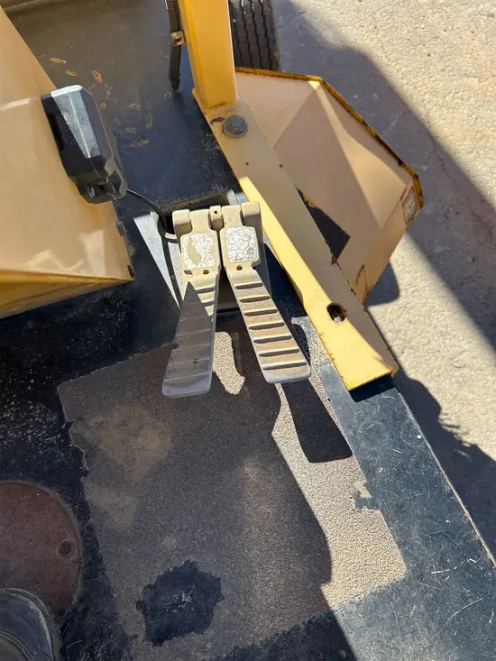 2015 LayMor SM400 Sweeper