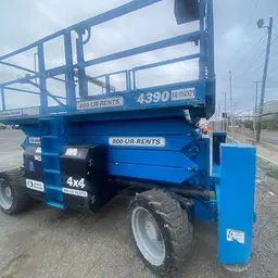 2015 Genie GS-4390 RT Rough Terrain Scissor Lift