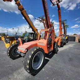 2017 SKYTRAK 8042 Forklift