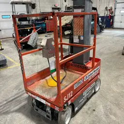 2015 Skyjack SJ12 Self-Propelled One-Person Lift