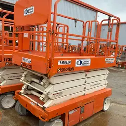 2016 Snorkel S4732E Scissor Lift