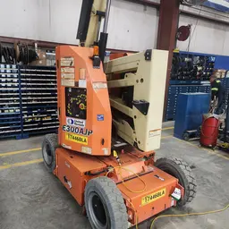 2015 JLG E300AJP Articulating Boom Lift