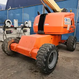 2016 JLG 400S Boom Lift