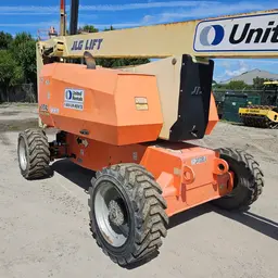 2015 JLG 800AJ Articulating Boom Lift