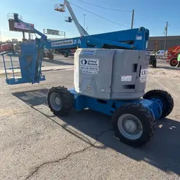 2018 Genie Z-34/22 IC Articulating Boom Lift