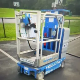 2018 Genie GR-12 Self-Propelled One-Person Lift
