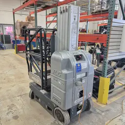 2017 JLG 20MVL Self-Propelled One-Person Lift