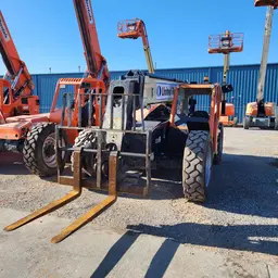 2016 JLG 642 Forklift