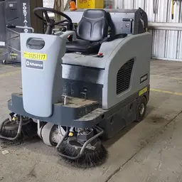 2021 Clarke SW4000 49 Sweeper