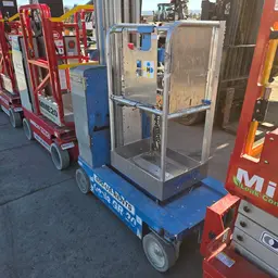 2018 Genie GR-20 Self-Propelled One-Person Lift