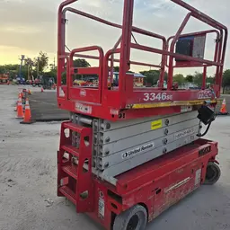 2017 MEC 3346SE Scissor Lift