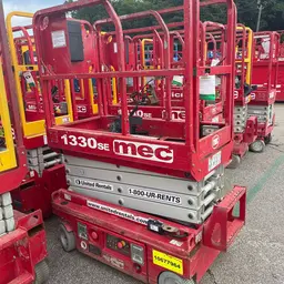 2017 MEC 1330SE Scissor Lift