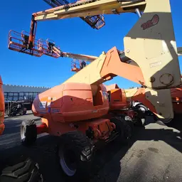 2016 JLG 800AJ Articulating Boom Lift