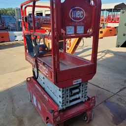 2017 MEC 1330SE Scissor Lift