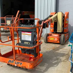 2013 JLG E300AJP Articulating Boom Lift