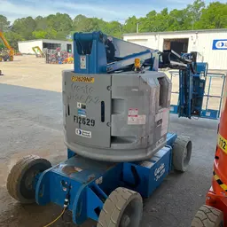 2015 Genie Z-34/22N Articulating Boom Lift