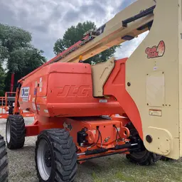 2016 JLG 800AJ Articulating Boom Lift
