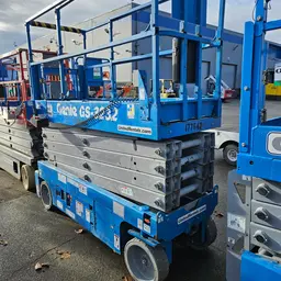 2016 Genie GS-3232 Scissor Lift