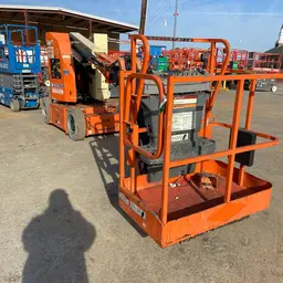 2016 JLG E300AJP Articulating Boom Lift