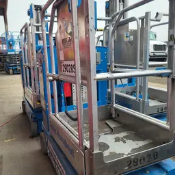 2018 Genie GR-20 Self-Propelled One-Person Lift