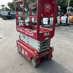 2018 MEC 1330SE Scissor Lift