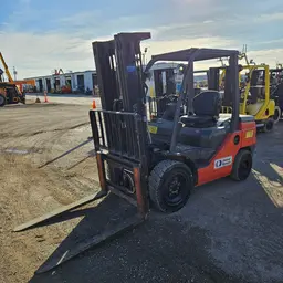 2020 Toyota 8FDU30 Warehouse Forklift
